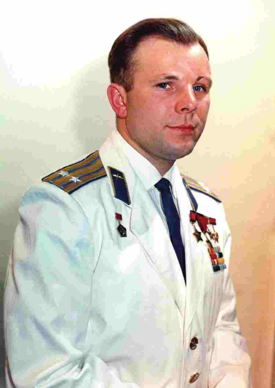 Программа праздничных мероприятий Ижевского планетария с 12 по 23 апреля (празднование Дня российской космонавтики)