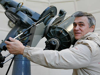 10 ноября в 18.00 состоится трансляция онлайн-лекции Владимира Сурдина «Небесные гости – метеориты»